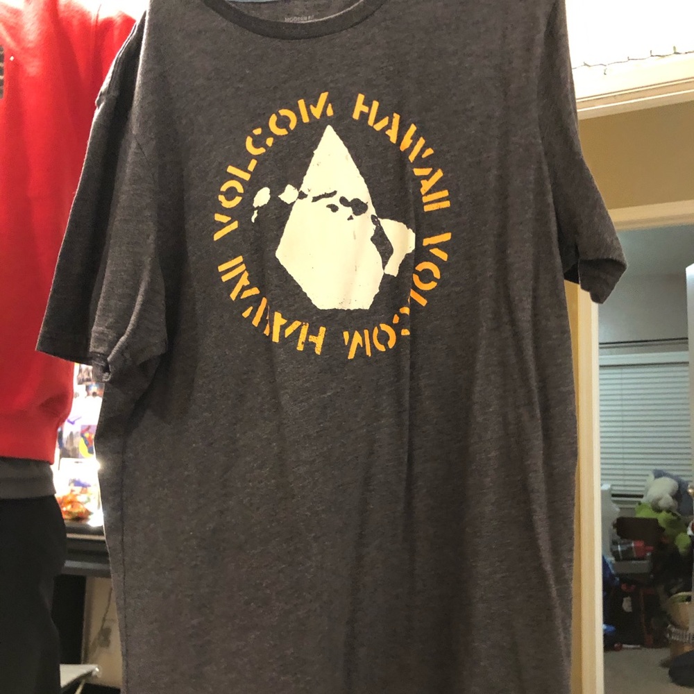 Volcom graphic tee